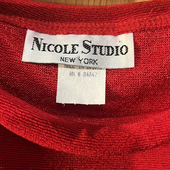 NWT Nicole Studio New York size 12 blouse red with black beaded fringe - Picture 5 of 6